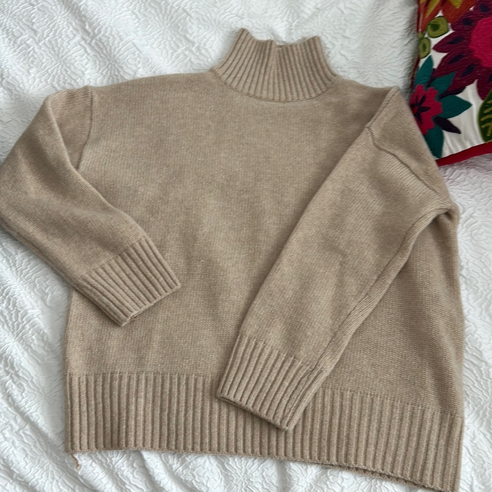 Wool Sweater size Small